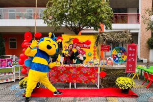 BEE-SCHOOL ĐỒNG HÀNH CÙNG HỘI CHỢ TẾT CỔ TRUYỀN 2025